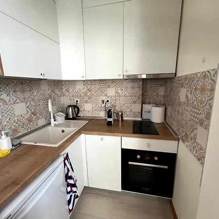 Sea Vibes - Modern Near The & Center, Apartament Burgas City