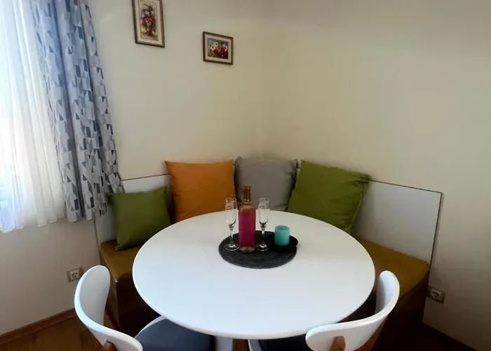 Sea Vibes - Modern Near The & Center, Апартамент